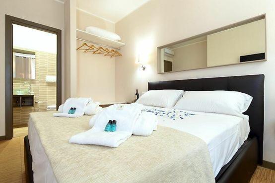 Colosseum Resort 罗马 外观 照片